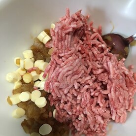 肉汁ジュワッひき肉のスティック春巻 レシピ 作り方 By Mogu Mogu優 楽天レシピ 肉汁ジュワッひき肉のスティック春巻 レシピ 作り方 By Mogu Mogu優 楽天レシピ
